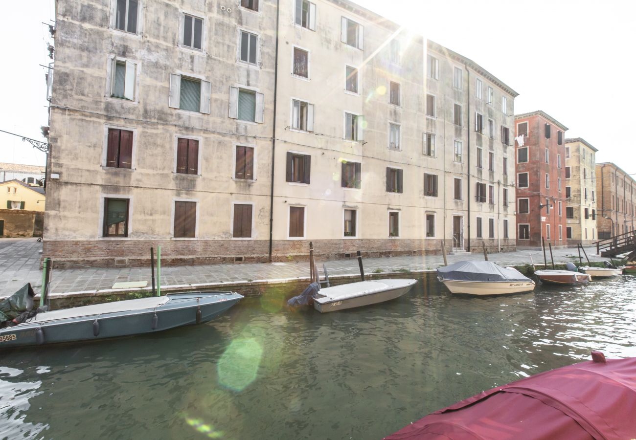 Appartamento a Venezia - Elegant Fornasa Vecia Canal View R&R